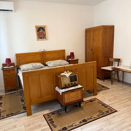 בית נופש House Mirjana סלצה