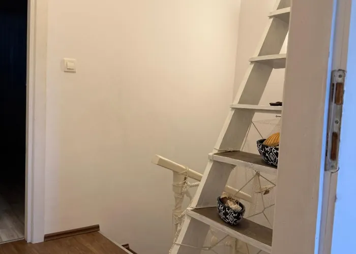 House Mirjana Дом отдыха *