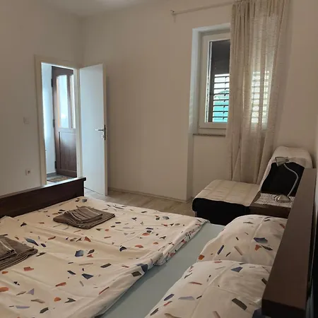 House Mirjana