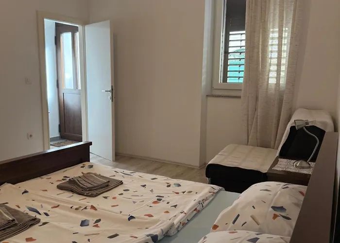 House Mirjana